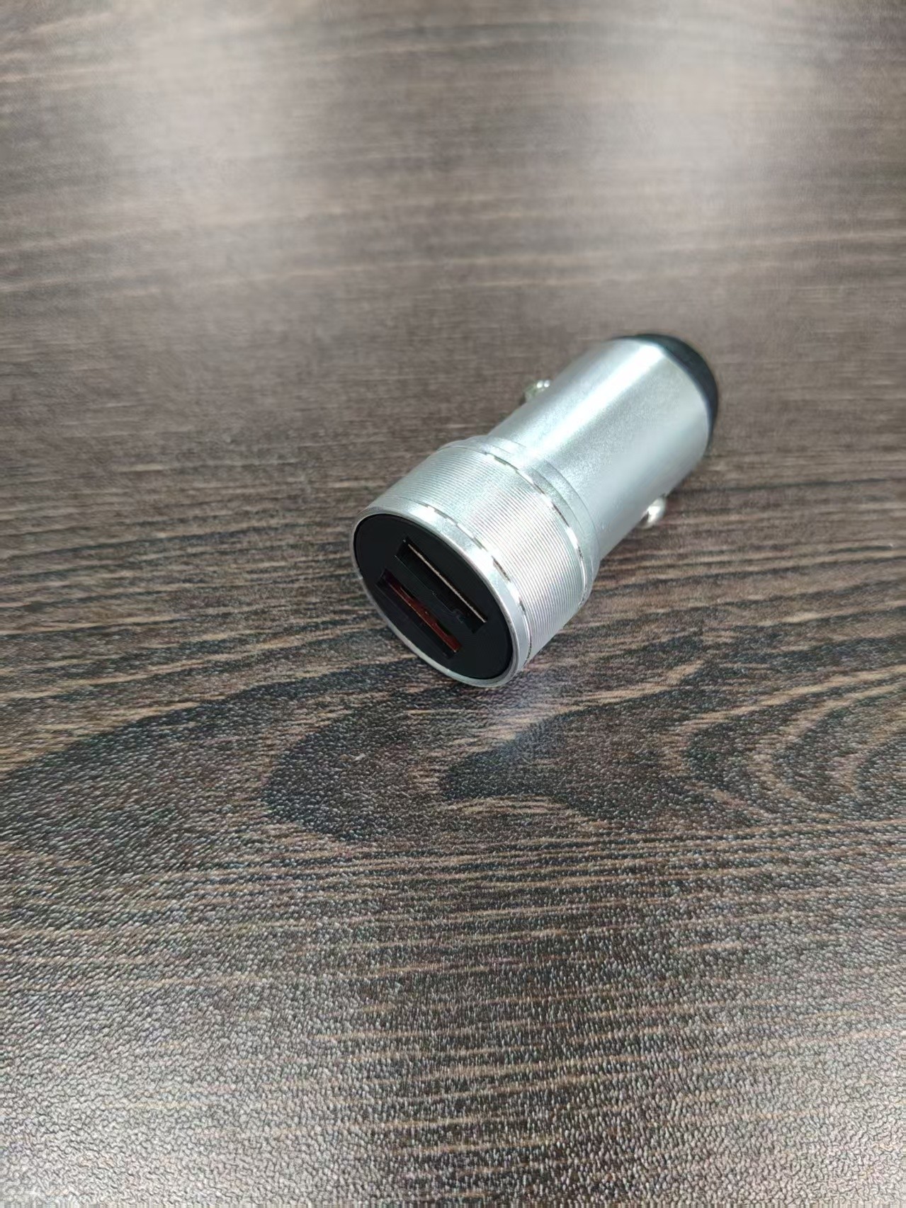 车载快充充电器
